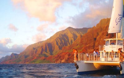 Blue Dolphin Charters: Na Pali Sunset Dinner Cruise (with Luau-style Buffet)