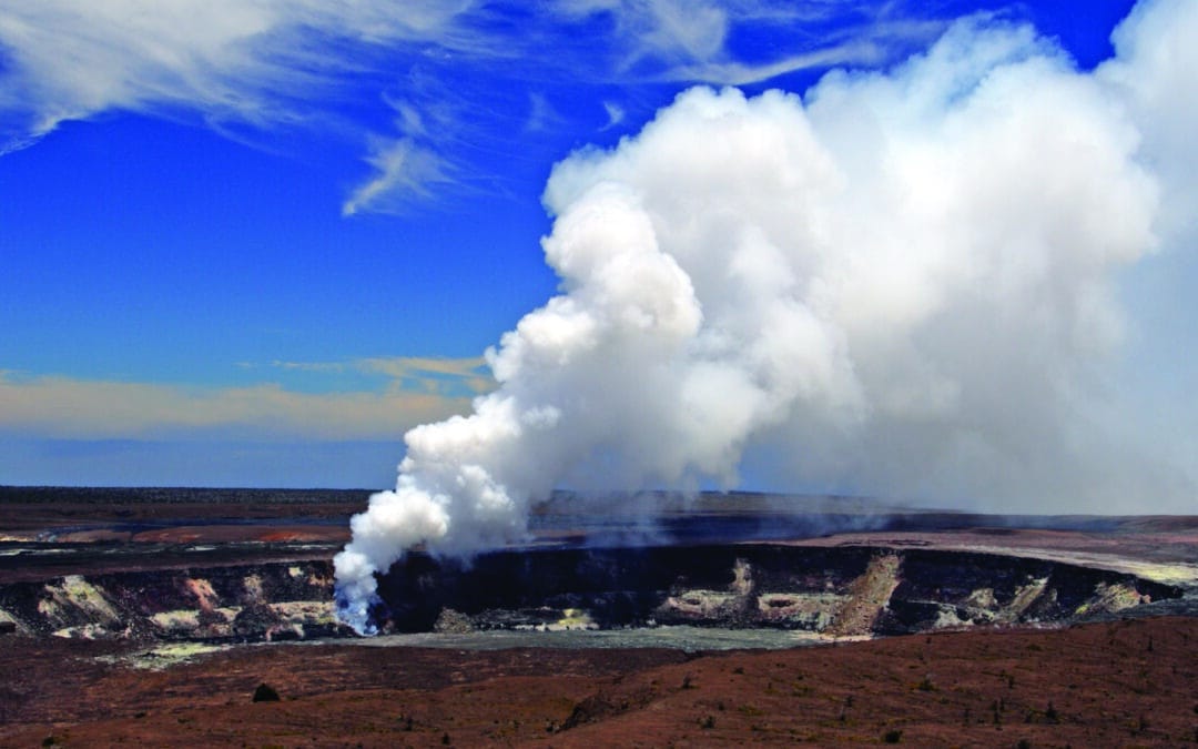 Oahu to Hilo: Volcano Adventure Tour H2 (Airport Shuttle & Airfare Included) – Honolulu, Oahu