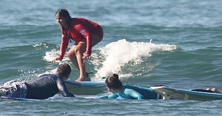 Group Surf Lesson | Honolulu, Oahu