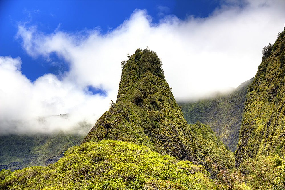 Experience the Beauty of the Road to Hana on Cheaphawaiian’s Heavenly Hana Tour