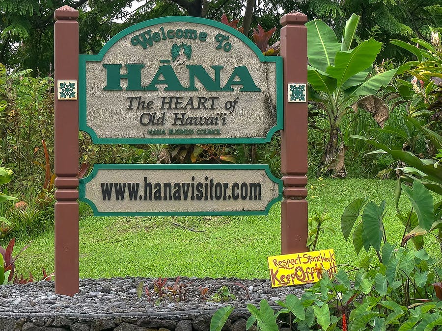 Experience the Beauty of the Road to Hana on Cheaphawaiian’s Heavenly Hana Tour