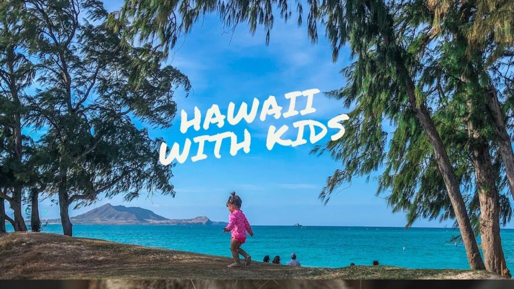 Oahu and Hawaii with Kids // Snorkeling with Kids // Swimming with Dolphins // Hawaii family trip