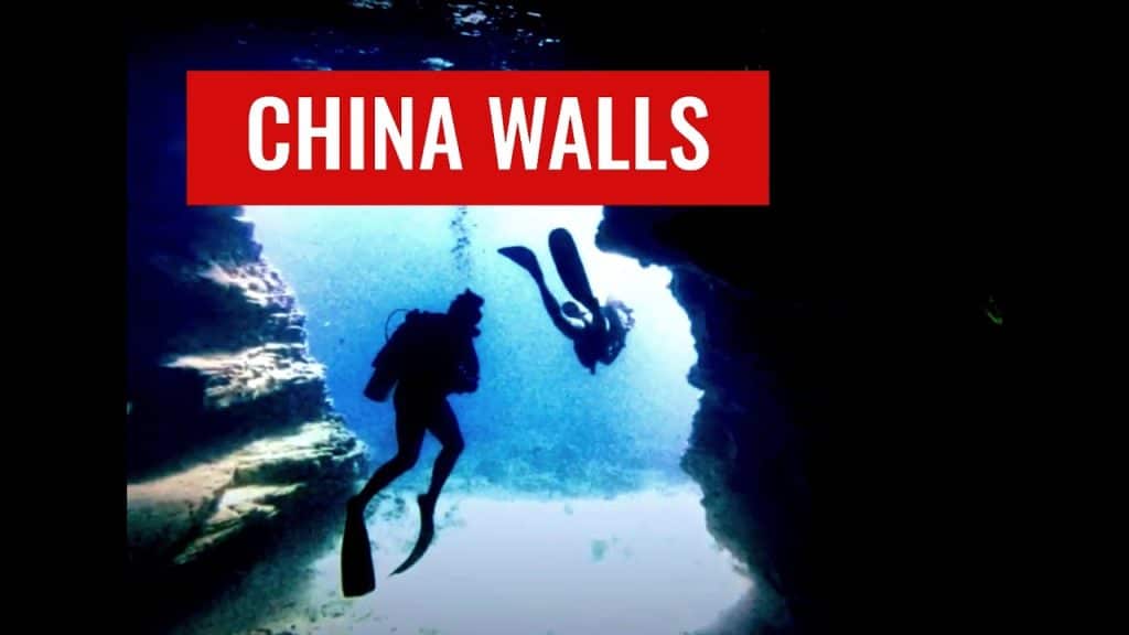 Diving China Walls - Oahu Hawaii