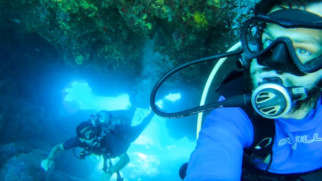 Scuba Diving Caves Sharks Cove North Shore Oahu Hawaii For the First Time