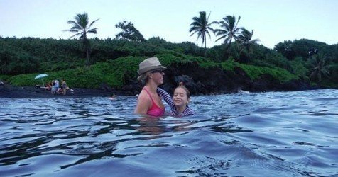 A-hidden-beauty-we-can-hike-to-on-our-Road-to-Hana-tour f4