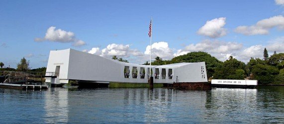 Arizona Memorial Pearl Harbor and Historic f-3