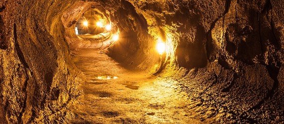 DiscoverhawaiiTours_Hawaii_Volcano_Thurson_Lava_Tubes_2