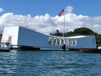 Arizona Memorial & Custom Tour f-1