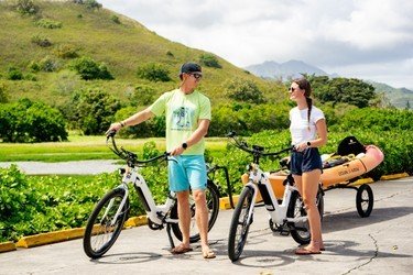 Guided Mokulua Islands Kayak Tour and E-Bike Adventure f-2