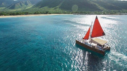 Sailing Oahu