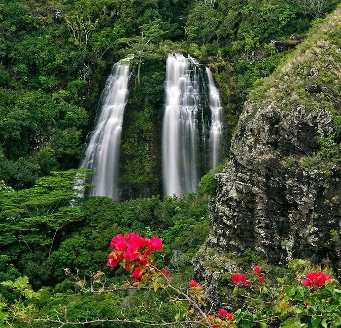 Kauai’s Legends, Waterfalls & Geysers f-2