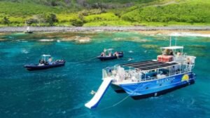 Na Pali Coast Power Catamaran Scenic and Snorkel Tour f-1