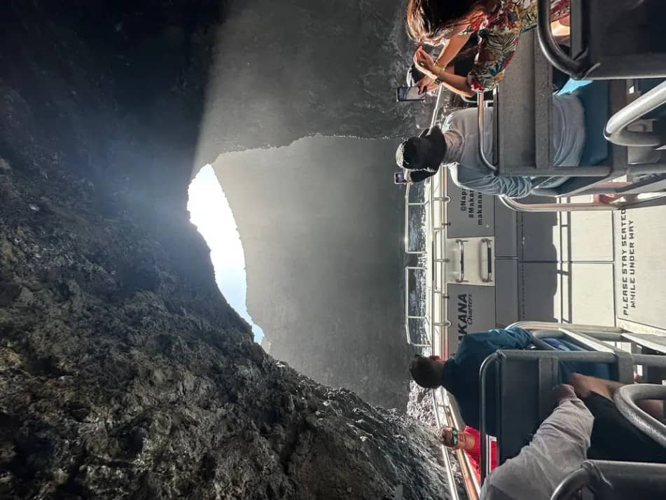 Na Pali Coast – Group Tour – on the Amelia K from Port Allen f-2