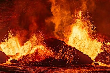 Hawai’i Volcanoes National Park In-Depth Adventure f-7