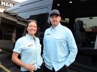 Volcano Shuttle Tour f-1