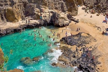 13AP - Private Oahu Grand Circle Island Tour Departing from Waikiki Area f-4