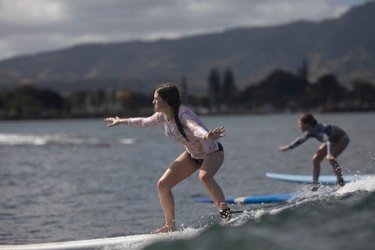 6-8 Surfers Private Group Ohana Lesson f-10