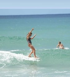 90 Minute Group Surf Lessons f-2