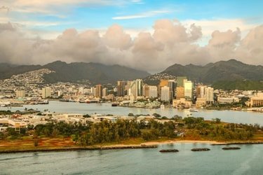 Battleship Missouri & Helicopter Tour f-12