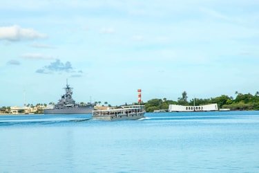 Battleship Missouri & Helicopter Tour f-4