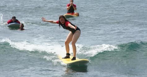 Group Surfing Lesson f-1