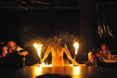 Hawaiian Package with Round-Trip Transportation f-4