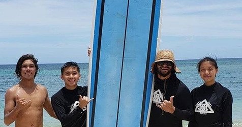 North Shore Surfing Lessons f-2