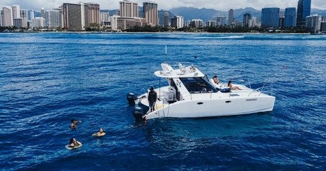 Private Catamaran Cruise & Snorkeling Keanuenue f-2