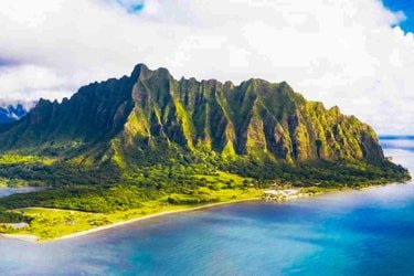 SOAR OVER O'AHU 60-Minute Helicopter Tour f-5