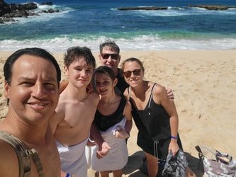 Private Circle Island Sightseeing & Food Tour f-16